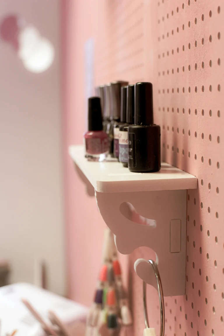 Yellow Orchid Nail Salon Holt